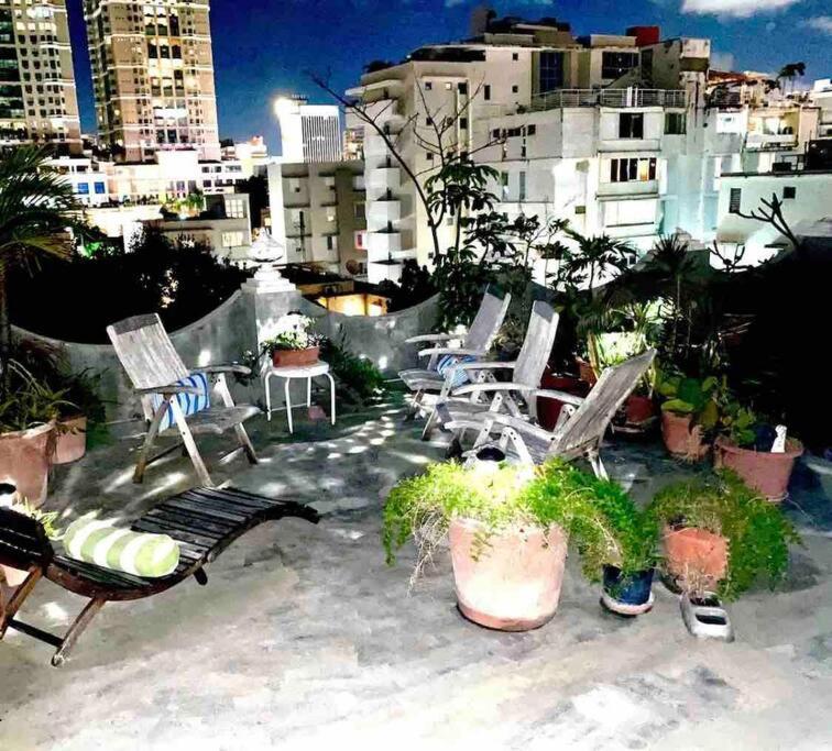 Fresh Tropical Colonial Style Walk-Up- Rooftop Terrace- Beach View San Juan Buitenkant foto