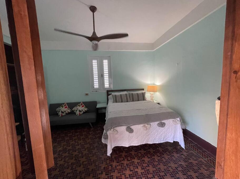 Fresh Tropical Colonial Style Walk-Up- Rooftop Terrace- Beach View San Juan Buitenkant foto