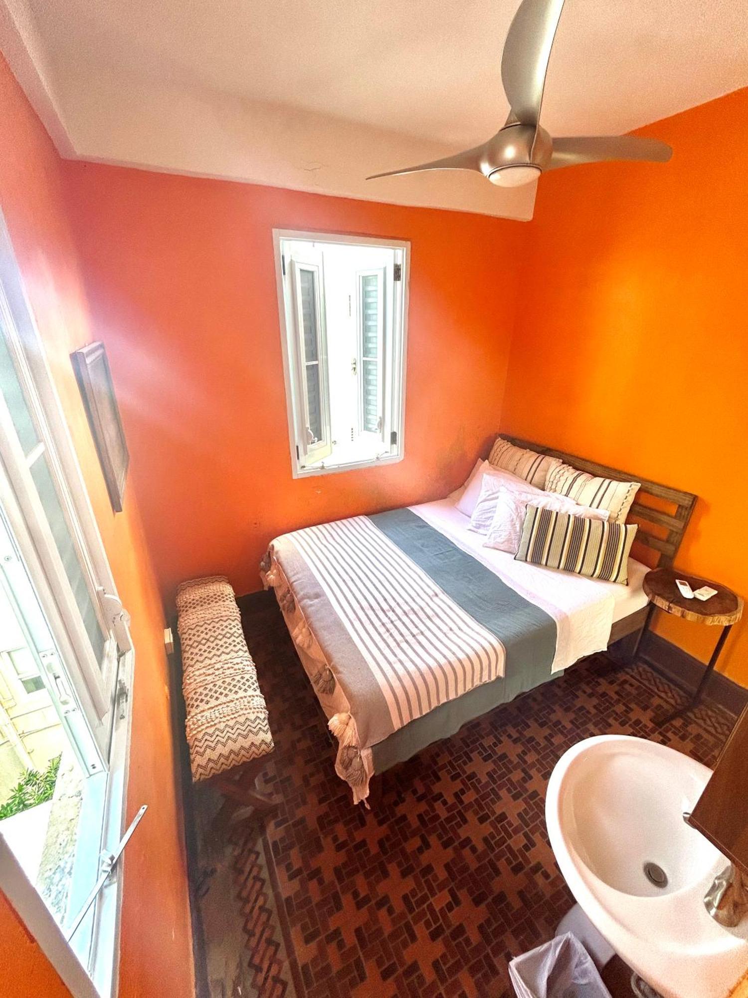 Fresh Tropical Colonial Style Walk-Up- Rooftop Terrace- Beach View San Juan Buitenkant foto